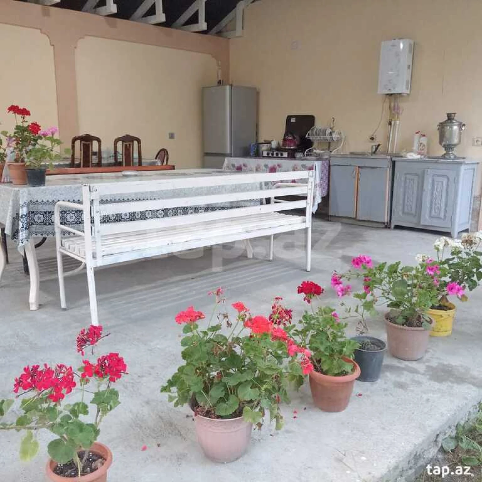 Kirayə verilir 5 otaqlı həyət evi