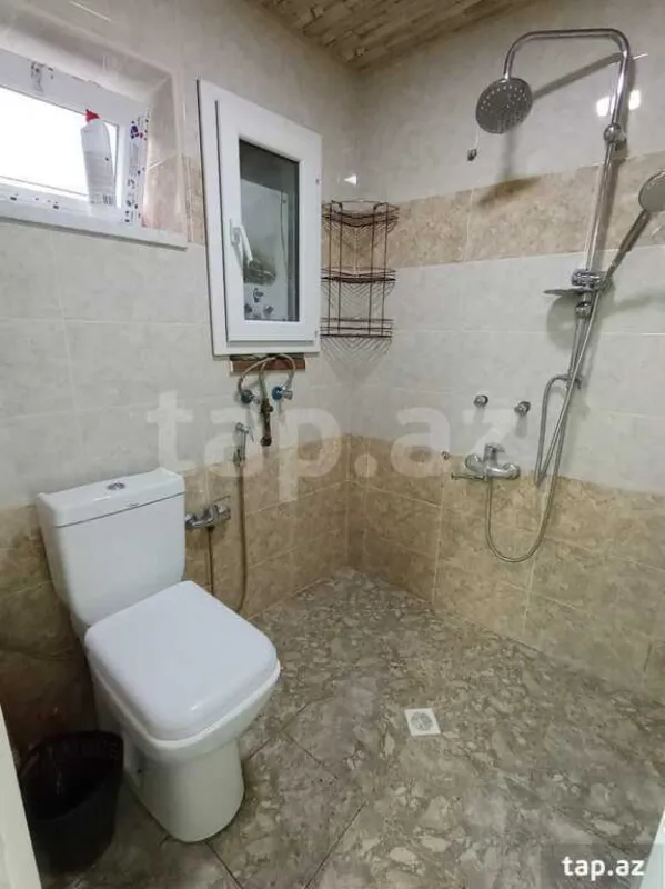 Kirayə verilir 5 otaqlı həyət evi