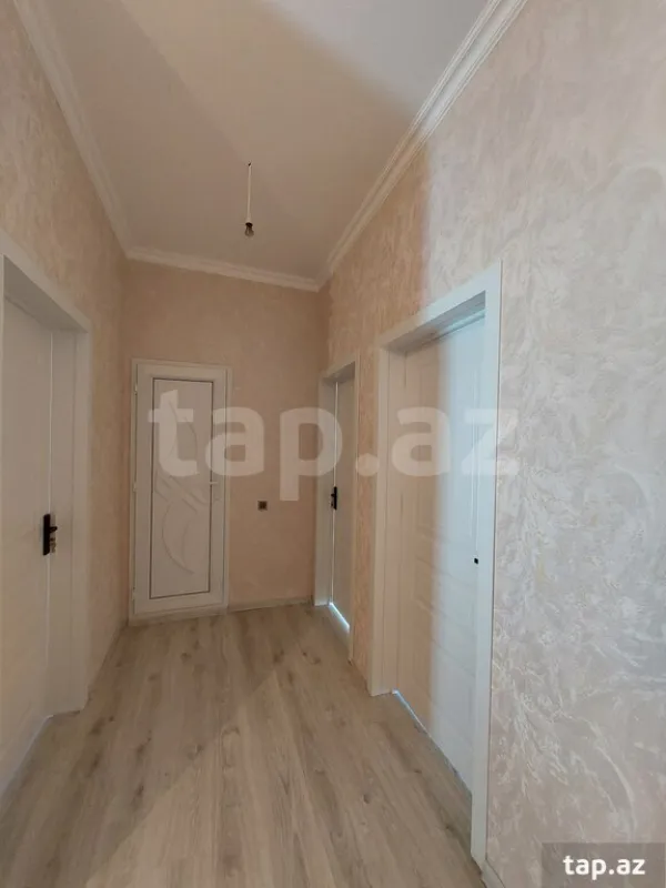 Satılır 4 otaqlı həyət evi