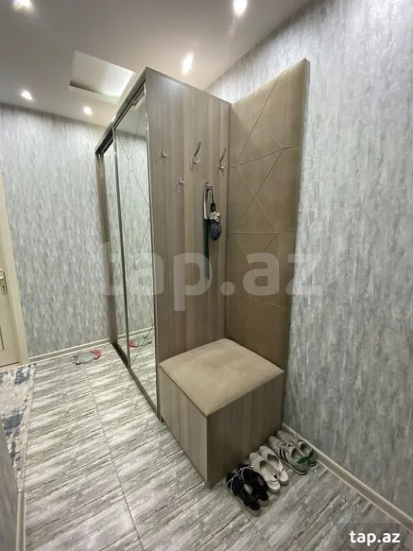 Satılır 3 otaqlı yeni tikili 90 m²