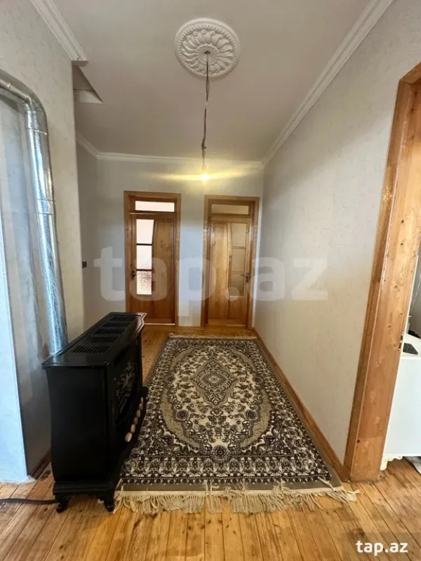 Satılır 3 otaqlı həyət evi