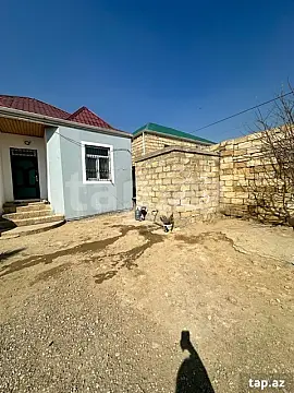 Satılır 3 otaqlı həyət evi