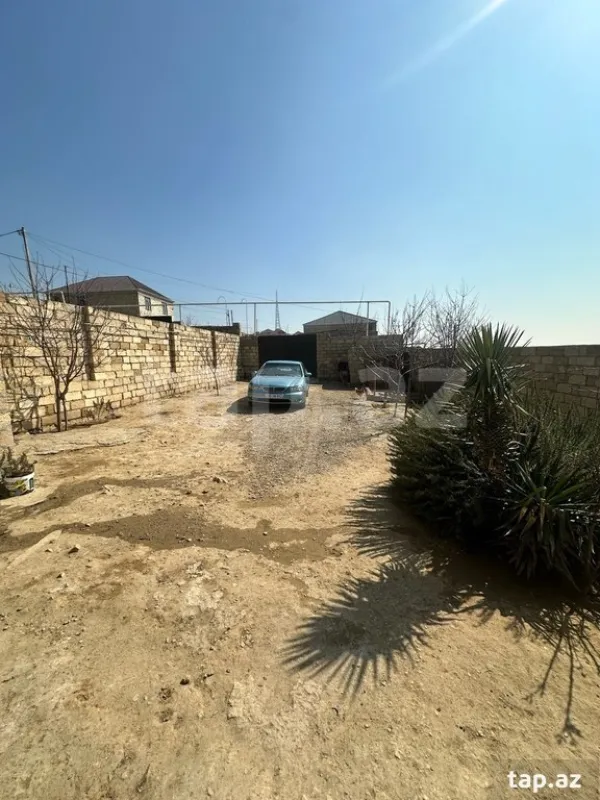 Satılır 3 otaqlı həyət evi