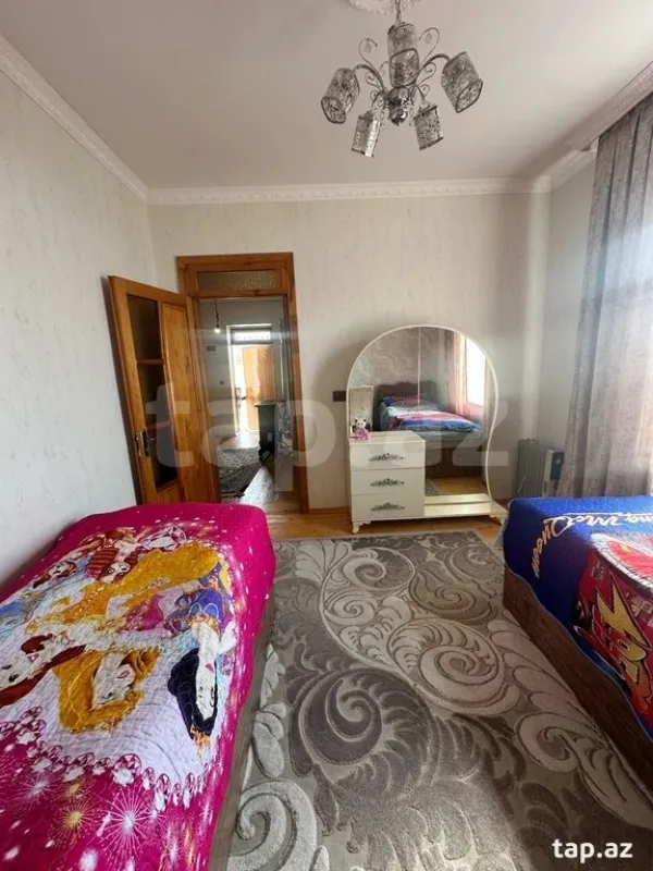 Satılır 3 otaqlı həyət evi