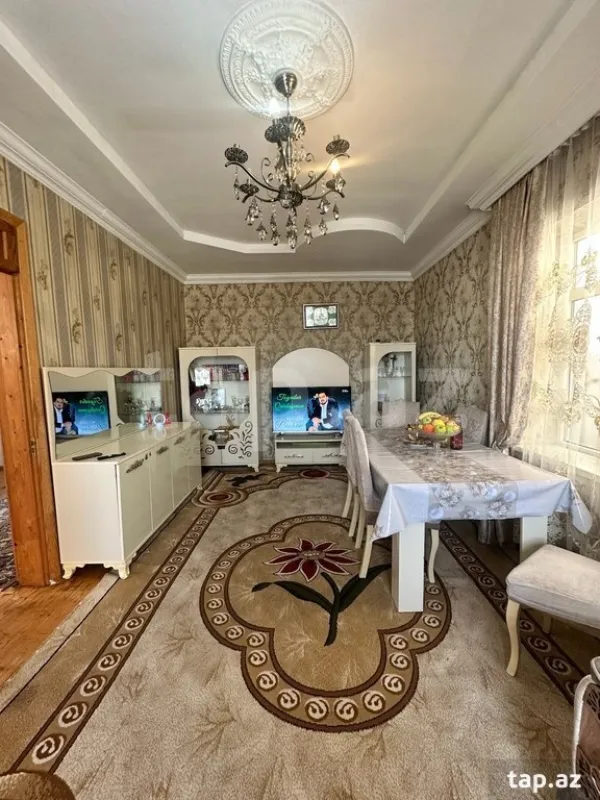 Satılır 3 otaqlı həyət evi
