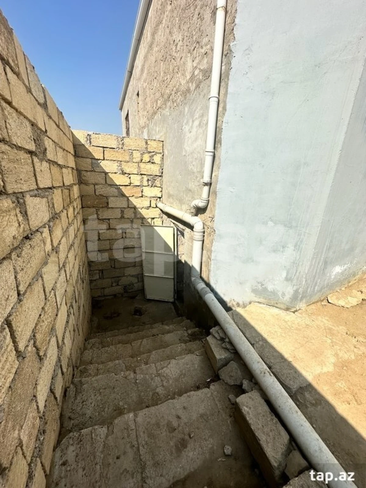 Satılır 3 otaqlı həyət evi