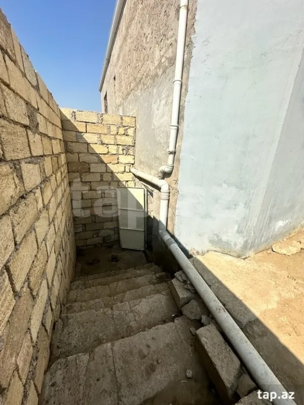 Satılır 3 otaqlı həyət evi