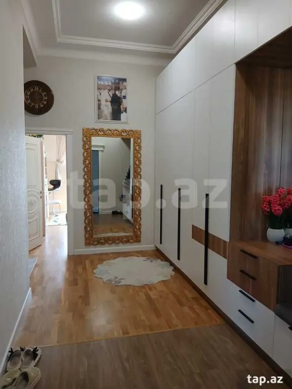 Satılır 4 otaqlı yeni tikili 105 m²