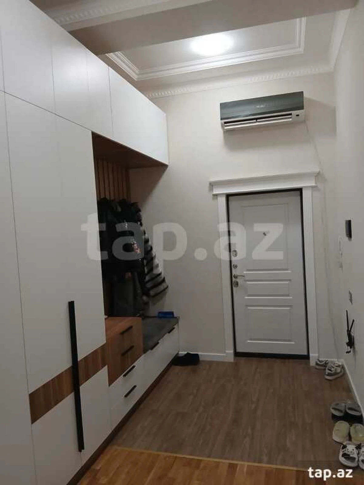 Satılır 4 otaqlı yeni tikili 105 m²