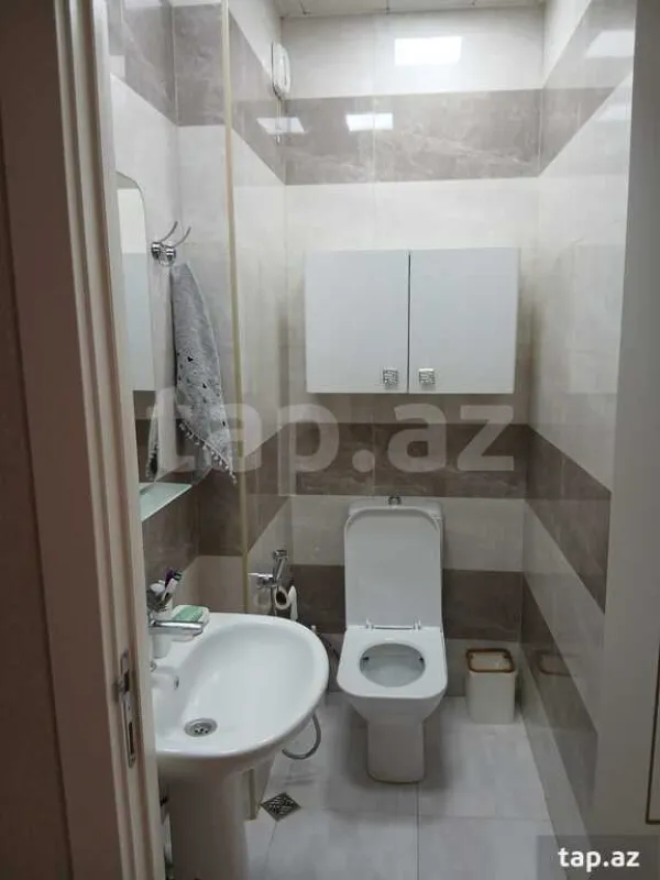 Satılır 4 otaqlı yeni tikili 105 m²