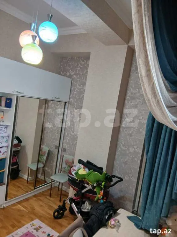 Satılır 4 otaqlı yeni tikili 105 m²