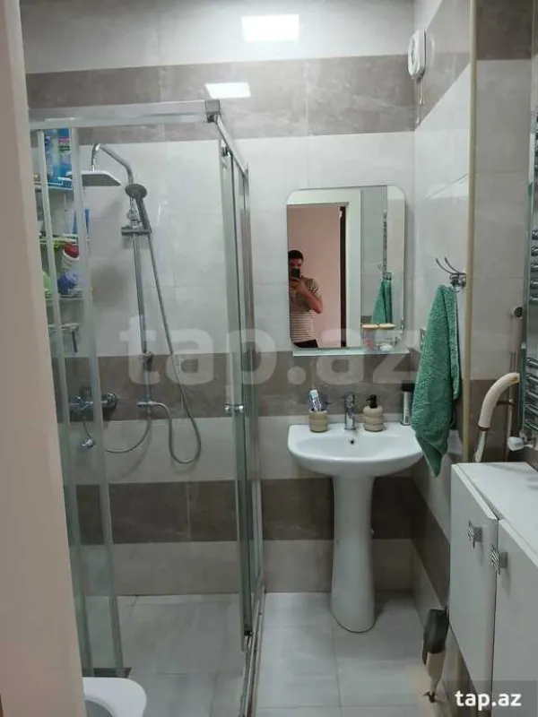 Satılır 4 otaqlı yeni tikili 105 m²