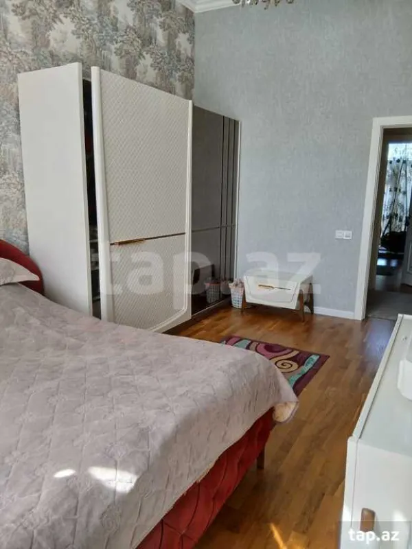 Satılır 4 otaqlı yeni tikili 105 m²