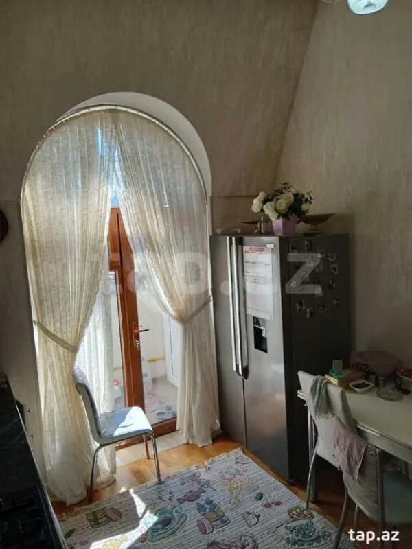 Satılır 4 otaqlı yeni tikili 105 m²