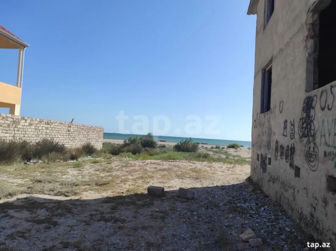 Satılır 4 otaqlı həyət evi