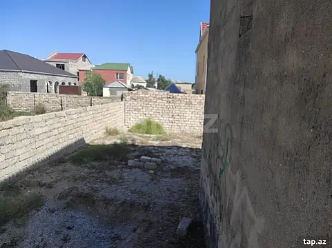 Satılır 4 otaqlı həyət evi