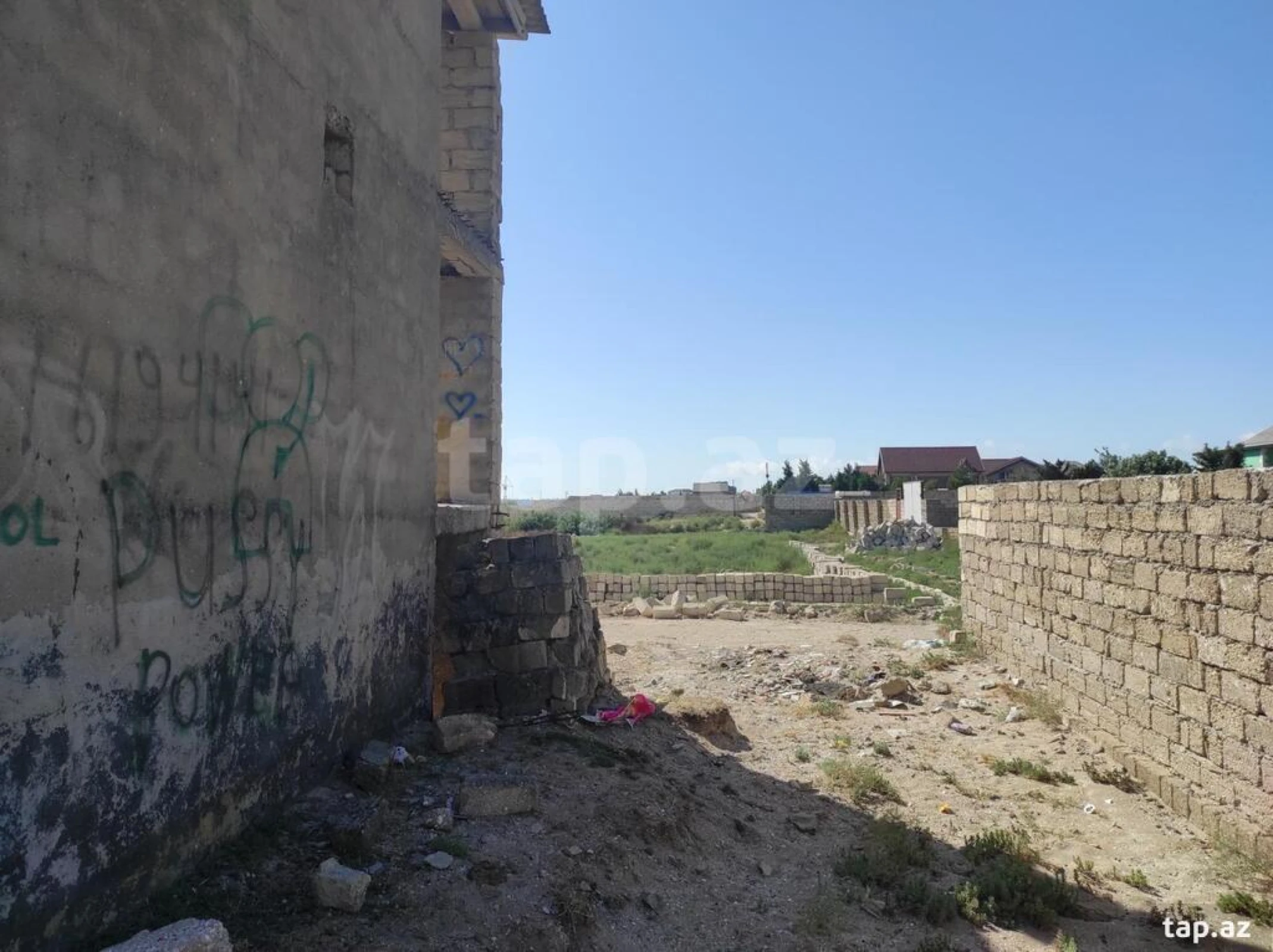 Satılır 4 otaqlı həyət evi