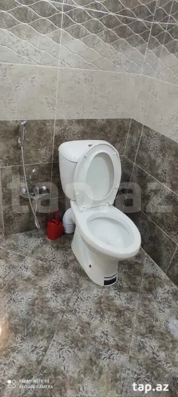 Kirayə verilir 4 otaqlı həyət evi