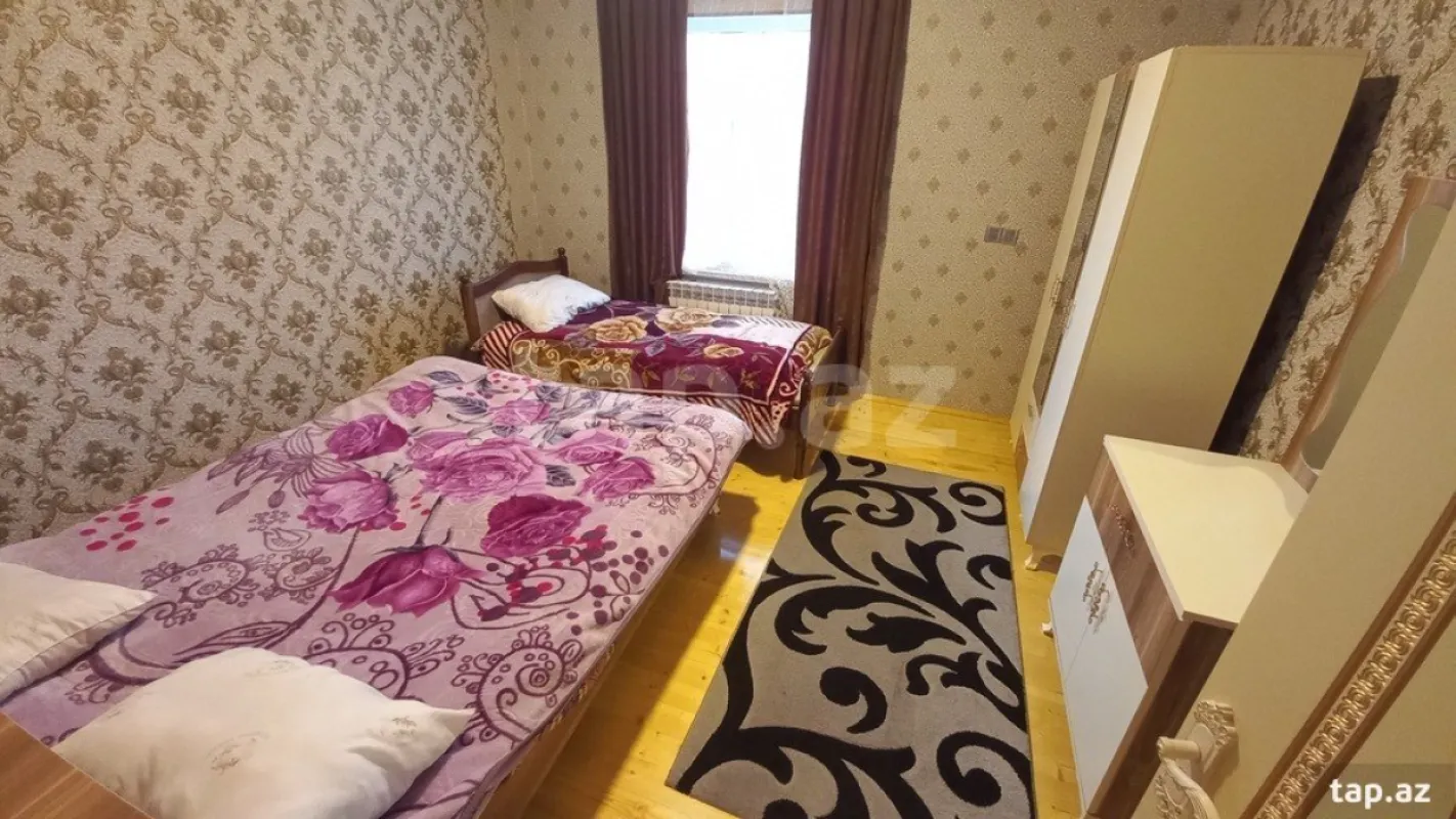 Kirayə verilir 4 otaqlı həyət evi