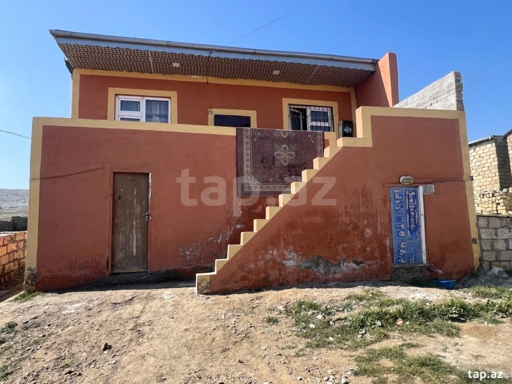 Satılır 3 otaqlı həyət evi 100 m²