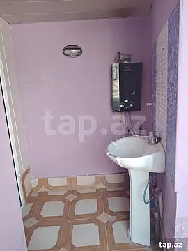 Satılır 5 otaqlı həyət evi