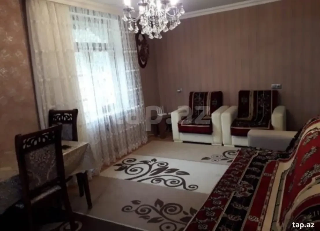 Kirayə verilir 4 otaqlı mənzil 60 m²