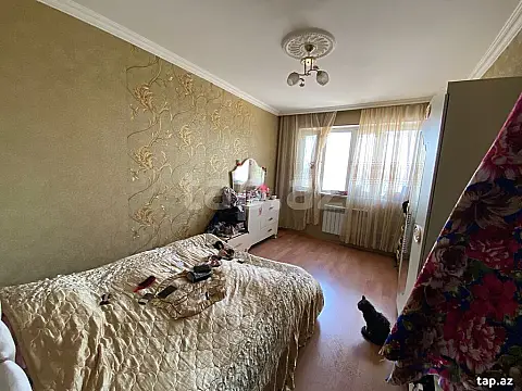 Satılır 3 otaqlı mənzil 82 m²