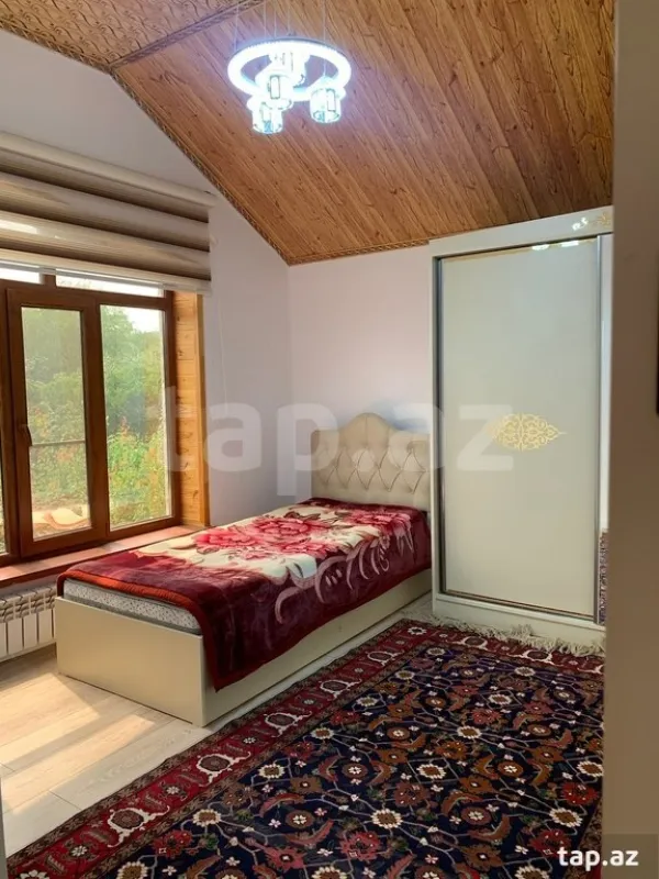 Kirayə verilir 3 otaqlı həyət evi