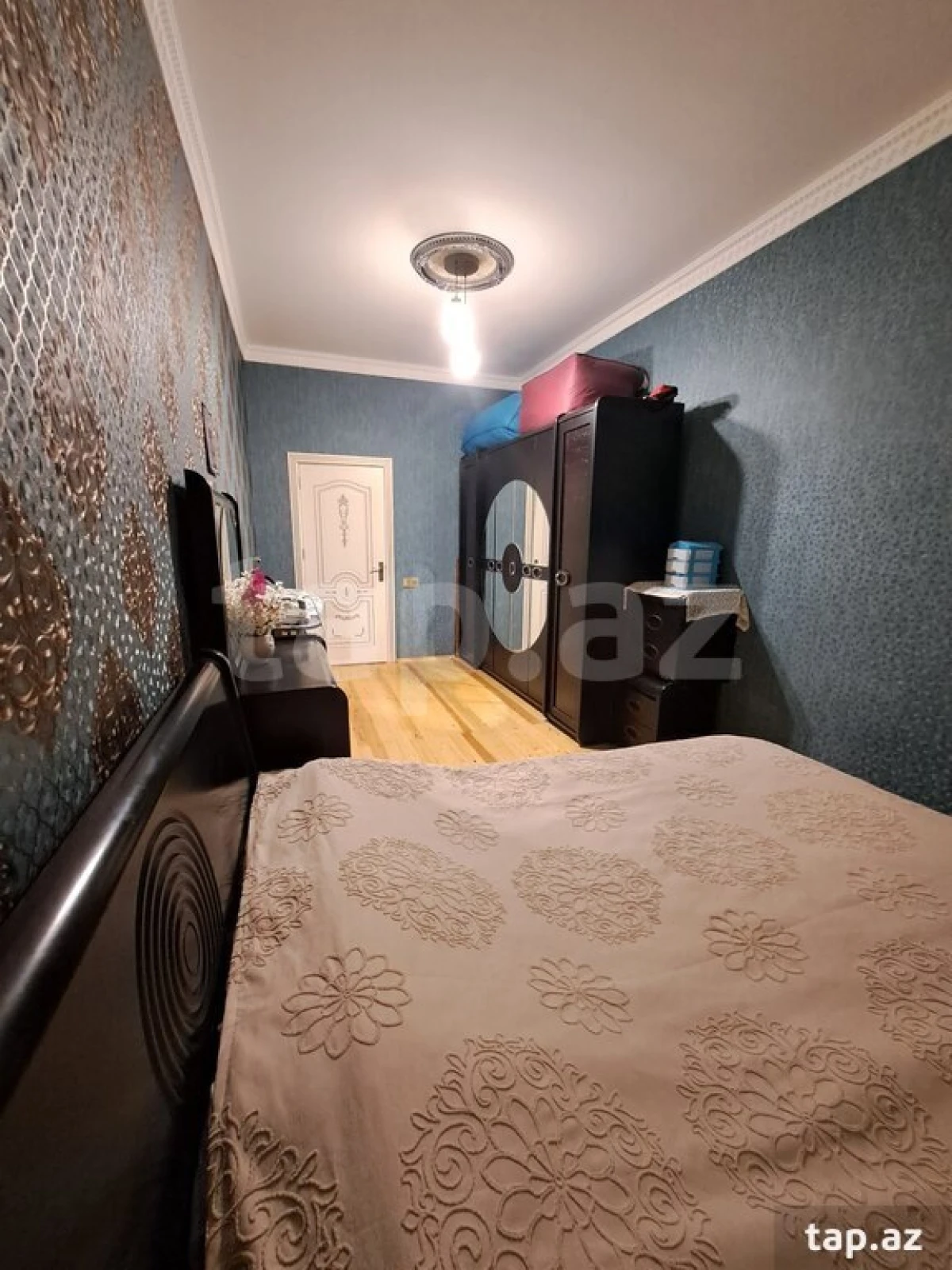 Satılır 3 otaqlı yeni tikili 100 m²
