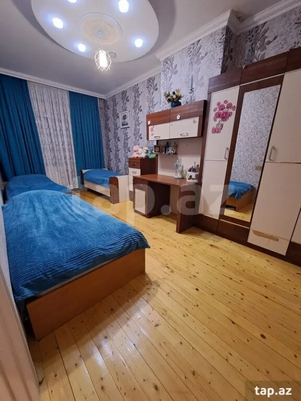 Satılır 3 otaqlı yeni tikili 100 m²
