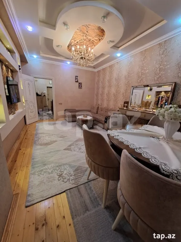 Satılır 3 otaqlı yeni tikili 100 m²