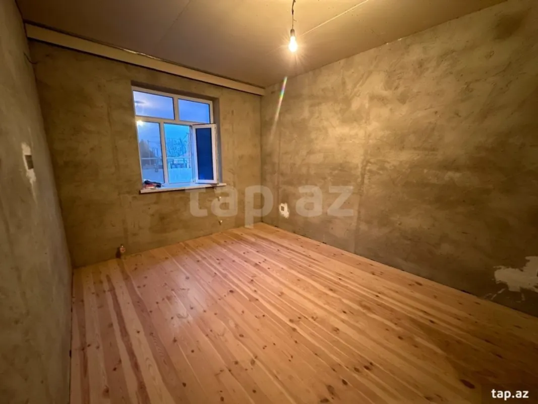 Satılır 3 otaqlı həyət evi 100 m²