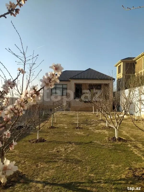Satılır 3 otaqlı həyət evi 90 m²