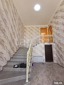 Satılır 6 otaqlı həyət evi