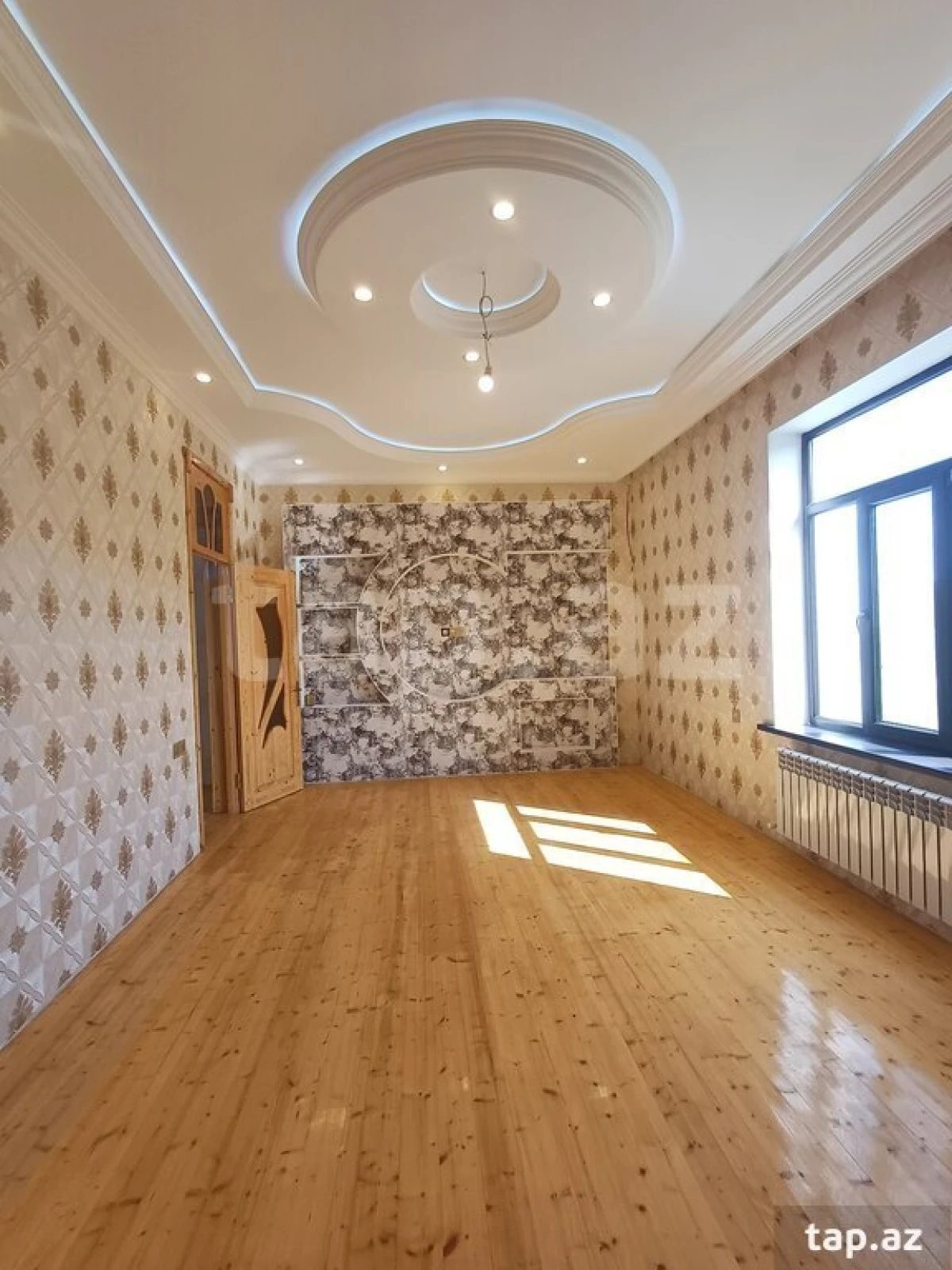 Satılır 6 otaqlı həyət evi