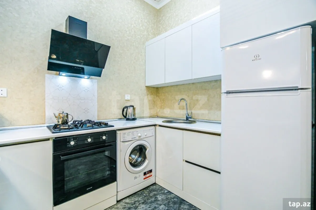 Kirayə verilir 2 otaqlı yeni tikili 100 m²