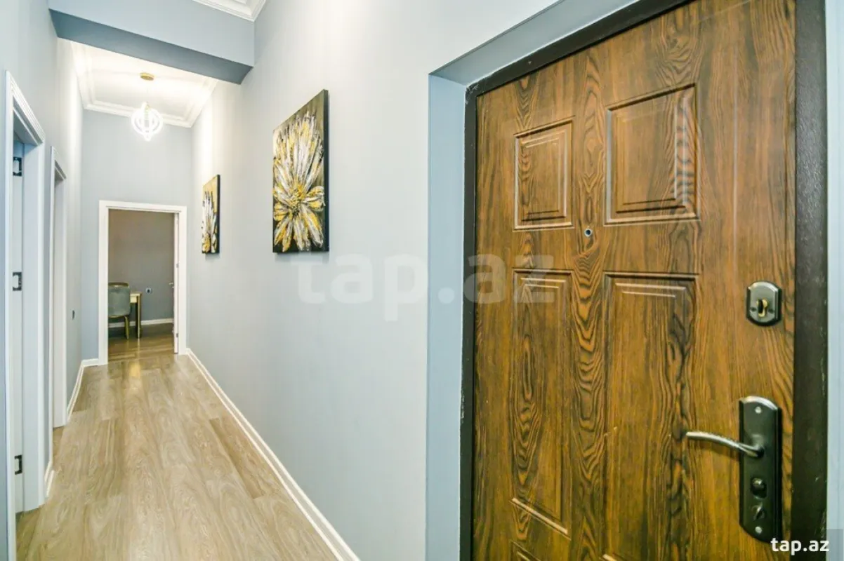 Kirayə verilir 2 otaqlı yeni tikili 100 m²