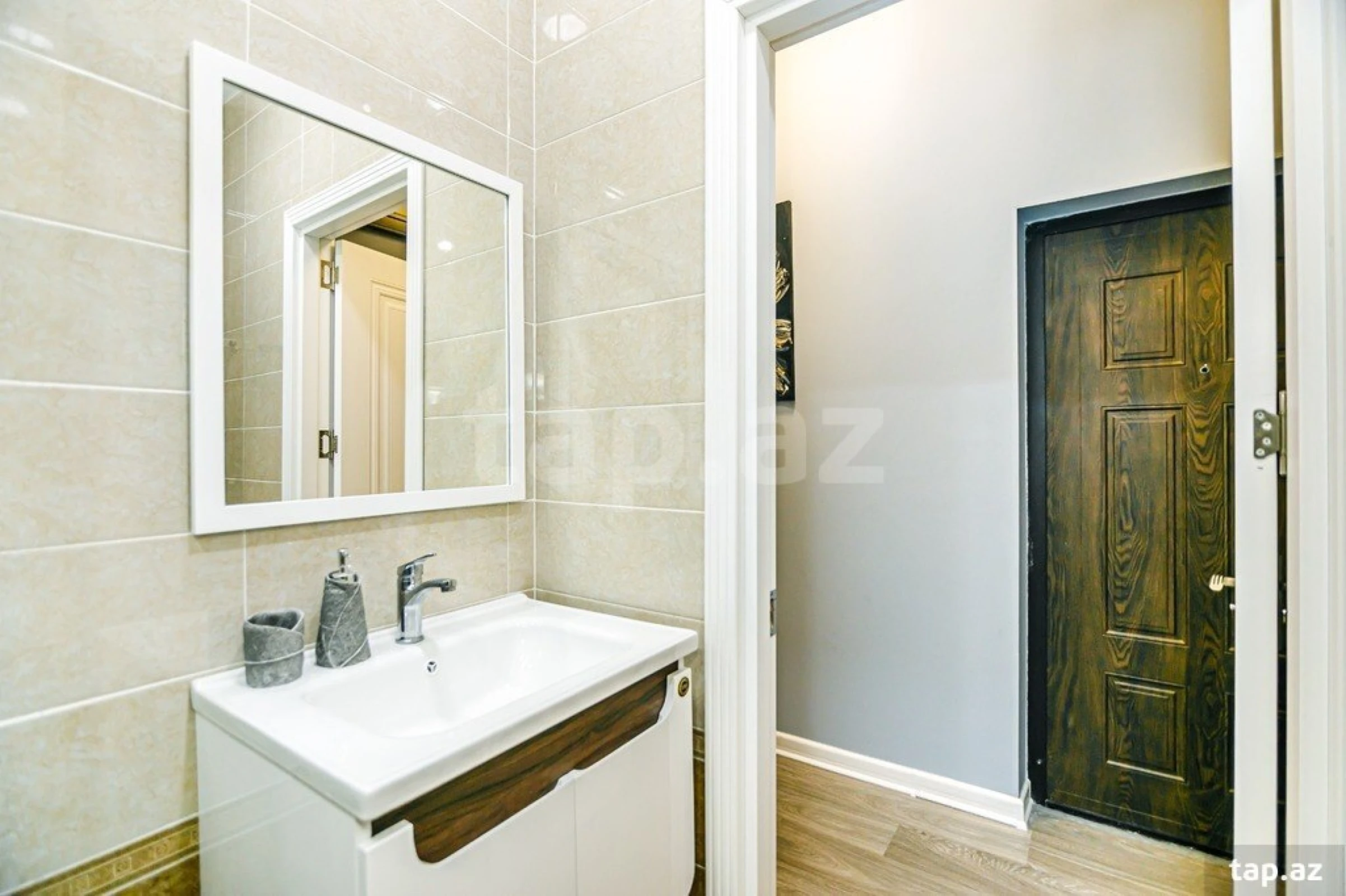 Kirayə verilir 2 otaqlı yeni tikili 100 m²