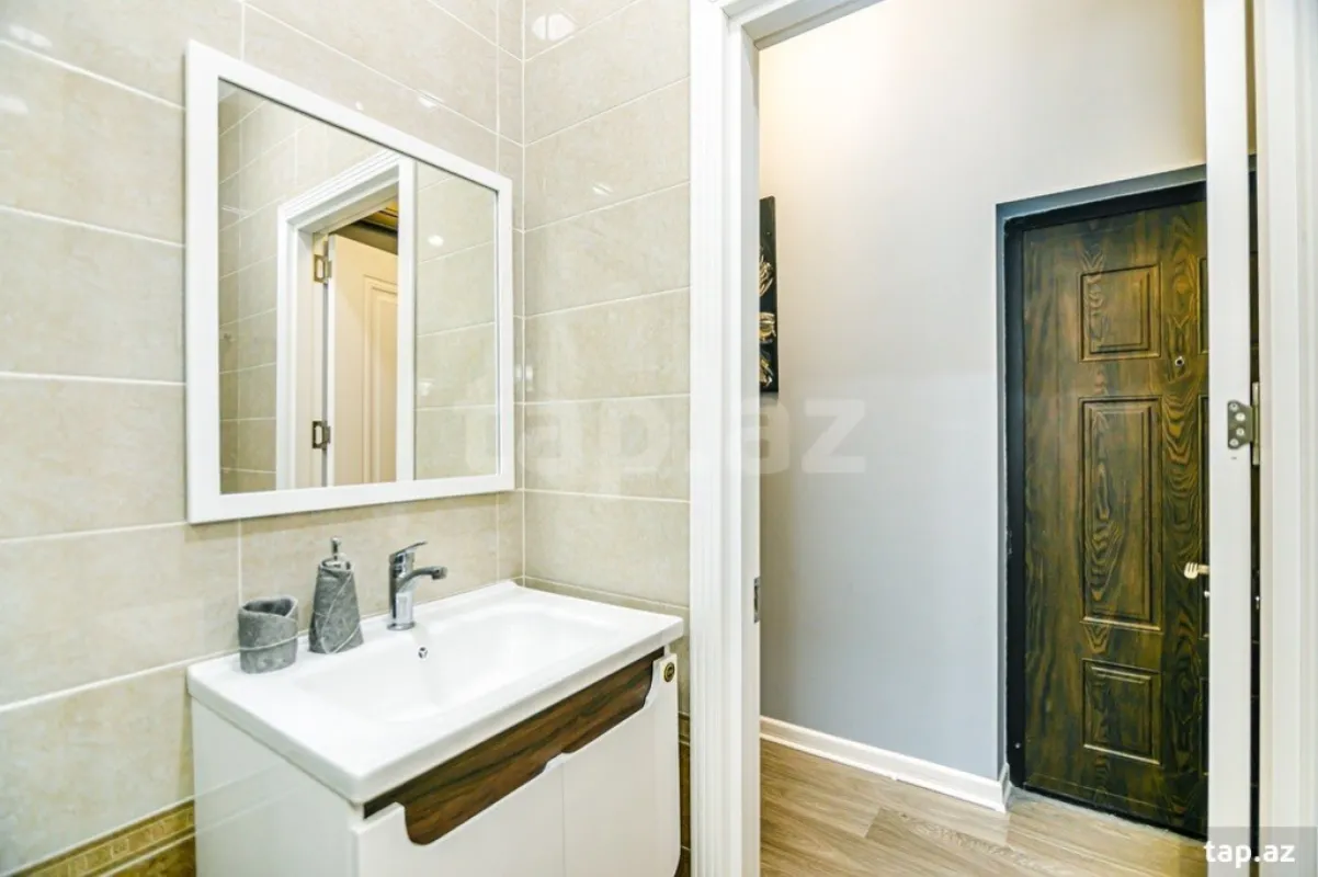 Kirayə verilir 2 otaqlı yeni tikili 100 m²