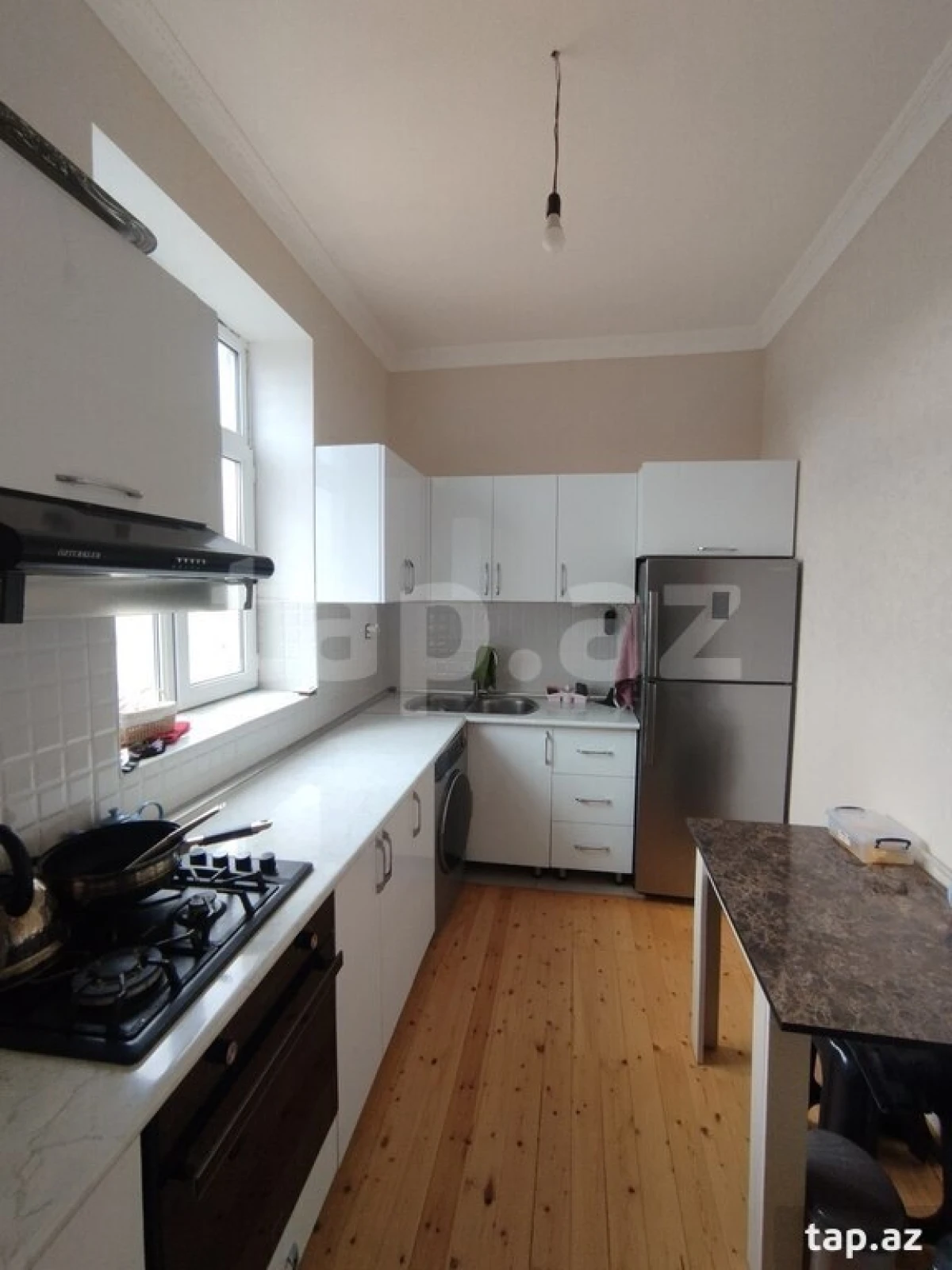 Satılır 8 otaqlı həyət evi 152 m²