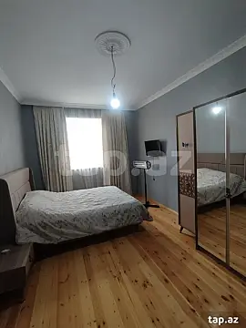 Satılır 8 otaqlı həyət evi 152 m²