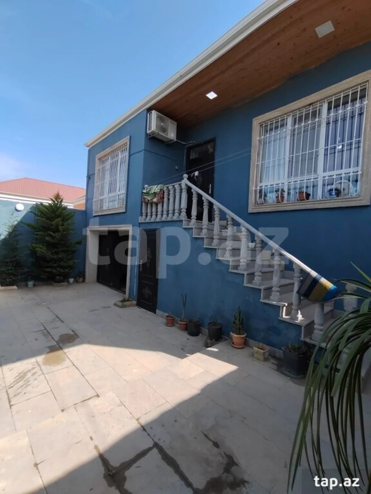 Satılır 4 otaqlı həyət evi