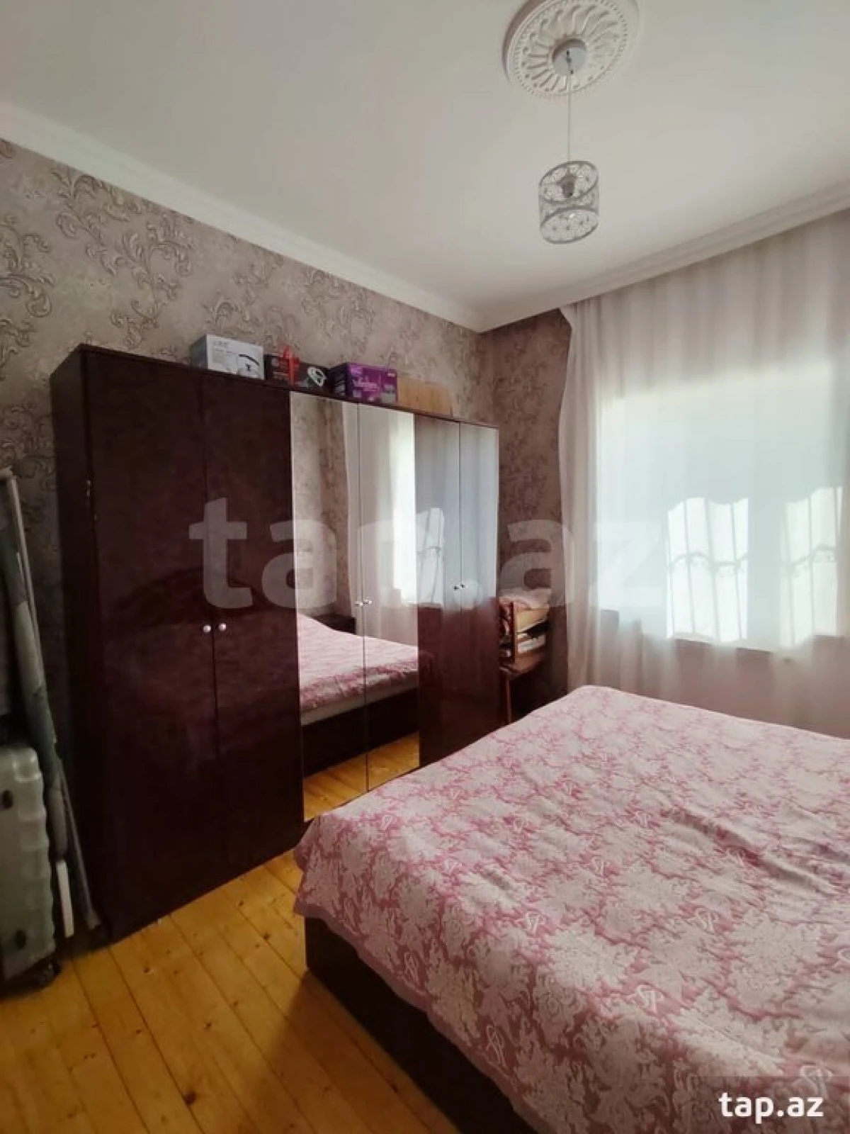 Satılır 4 otaqlı həyət evi