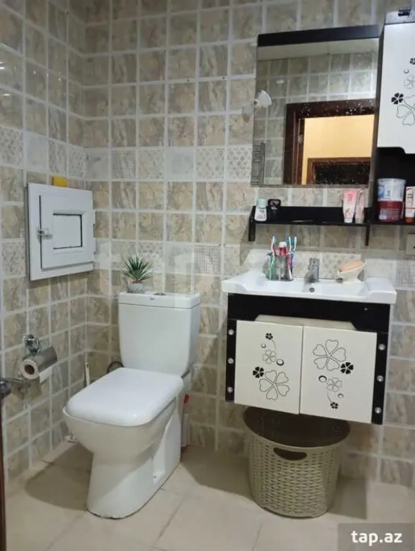 Satılır 3 otaqlı yeni tikili 110 m²