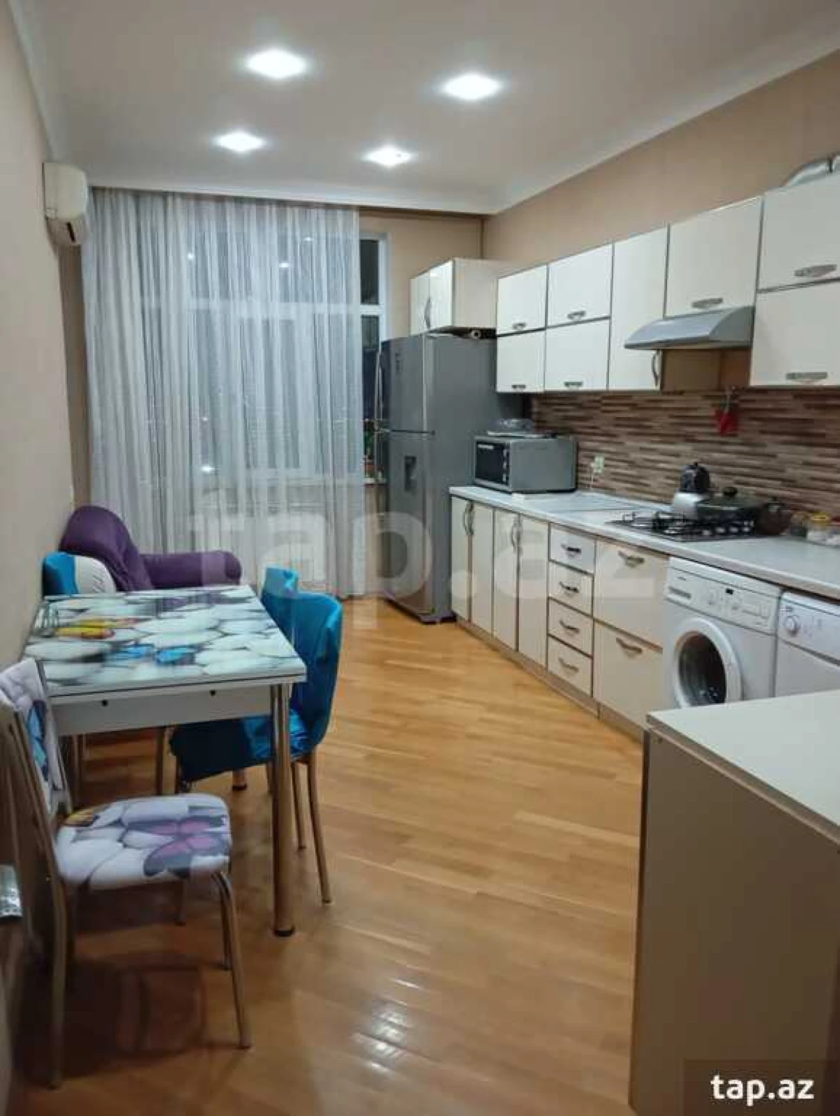 Satılır 3 otaqlı yeni tikili 110 m²