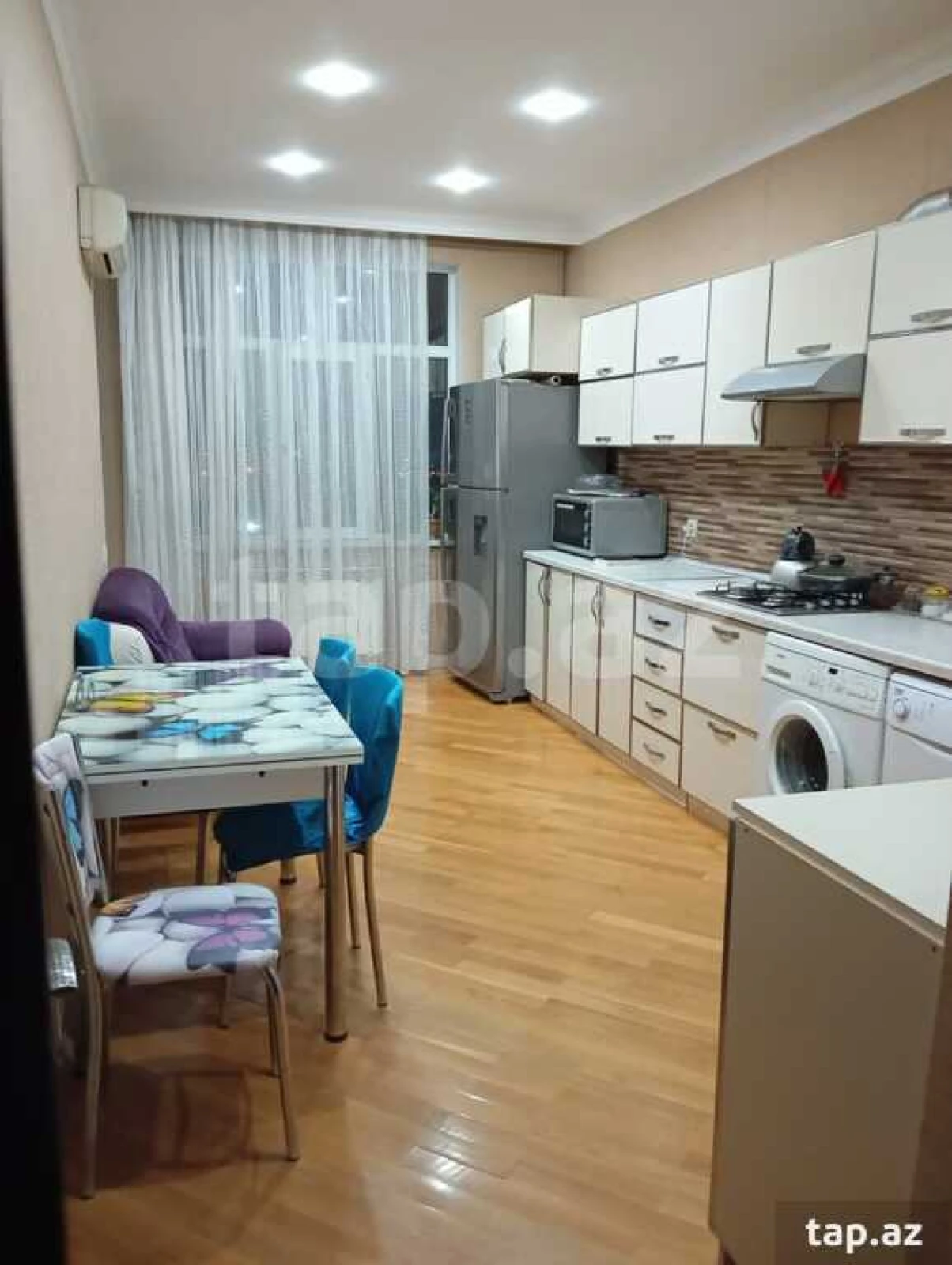 Satılır 3 otaqlı yeni tikili 110 m²