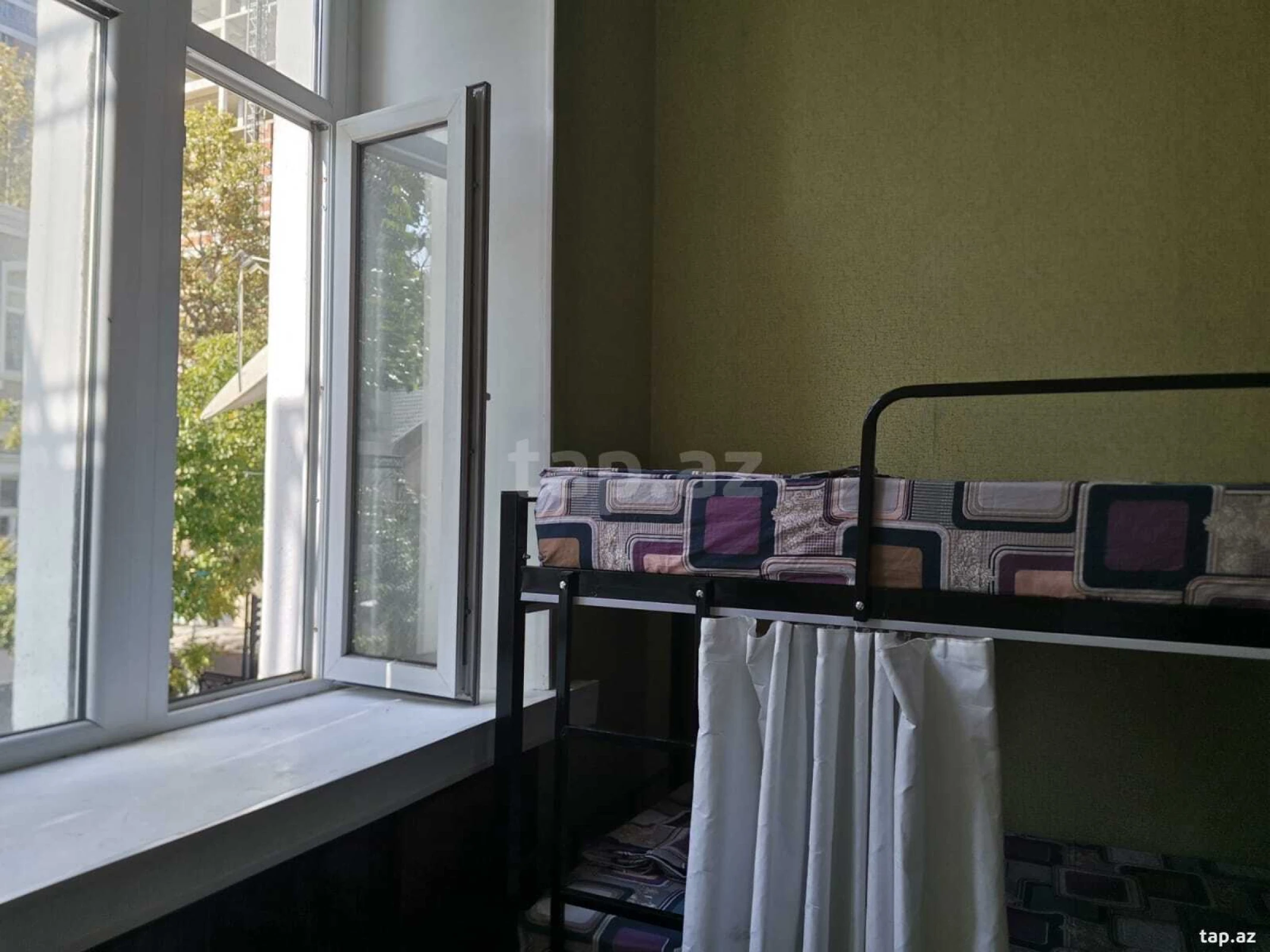 Kirayə verilir 3 otaqlı mənzil 120 m²