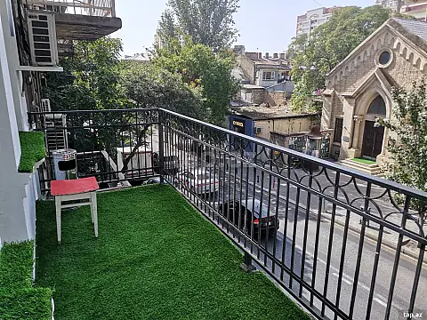 Kirayə verilir 3 otaqlı mənzil 120 m²