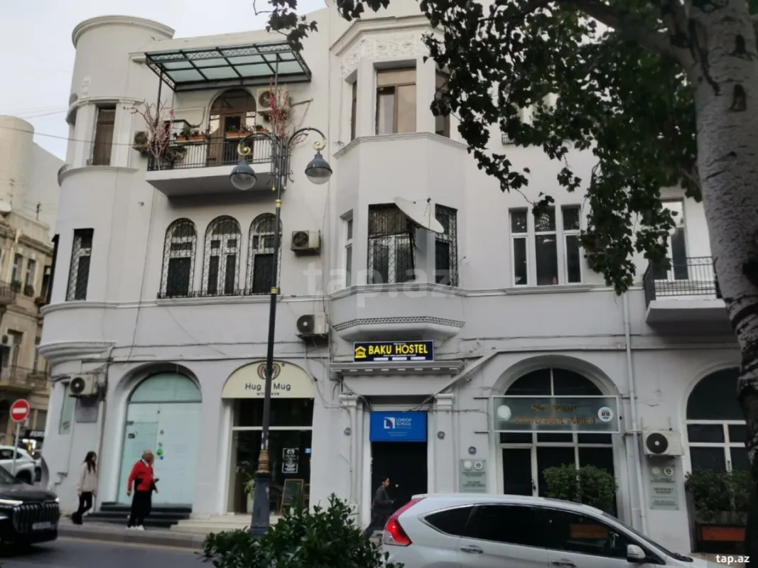 Kirayə verilir 3 otaqlı mənzil 120 m²