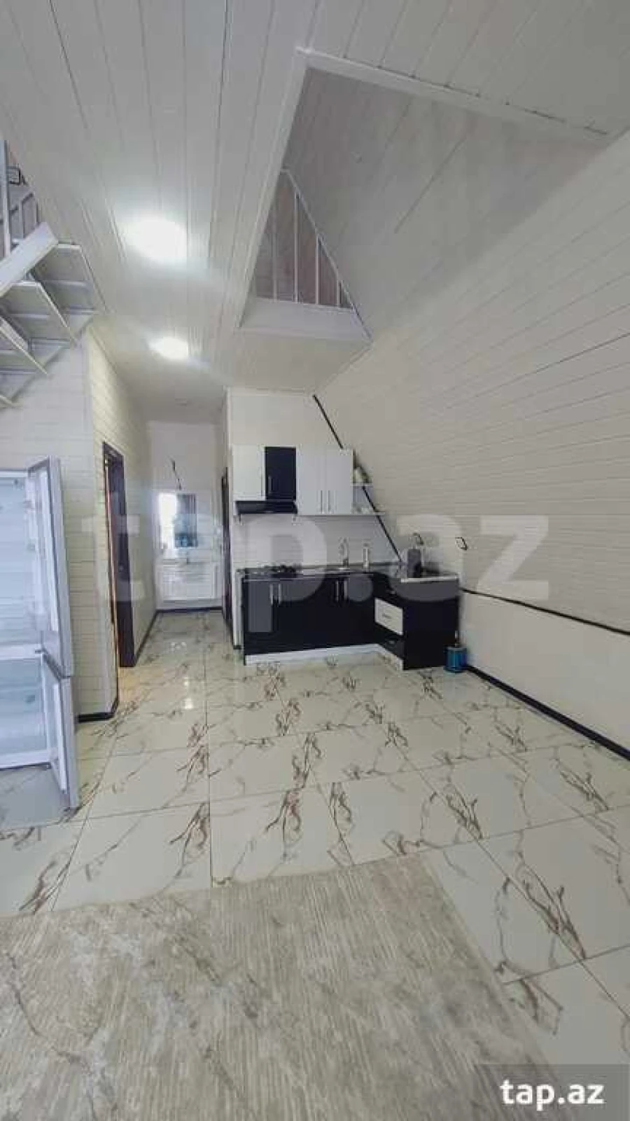 Kirayə verilir 3 otaqlı həyət evi